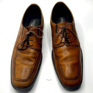 Johnson Murphy leather shoes for men in great condition.size 12